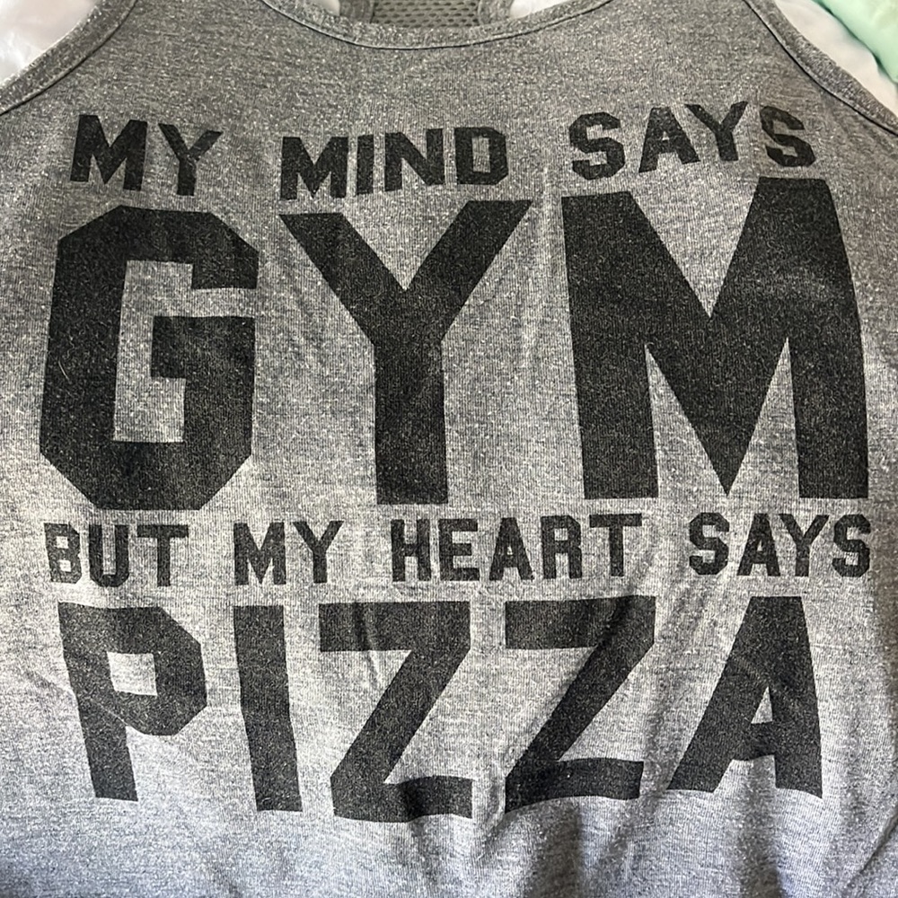 SO Gray My Mind Says Gym Heart Says Pizza Women’s Muscle Tank - Small